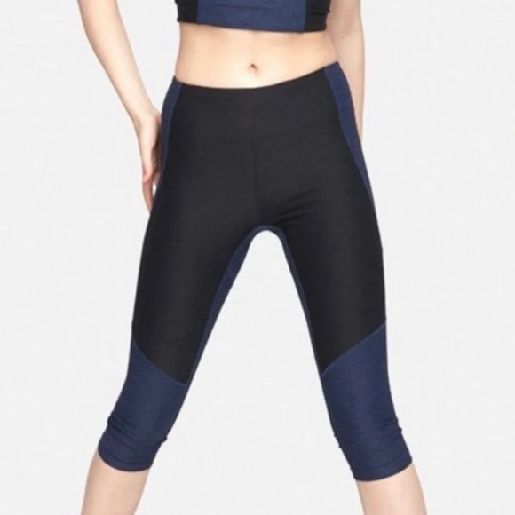 Outdoor Voices Two Tone TechSweat Kneecap Leggings - Picture 1 of 11